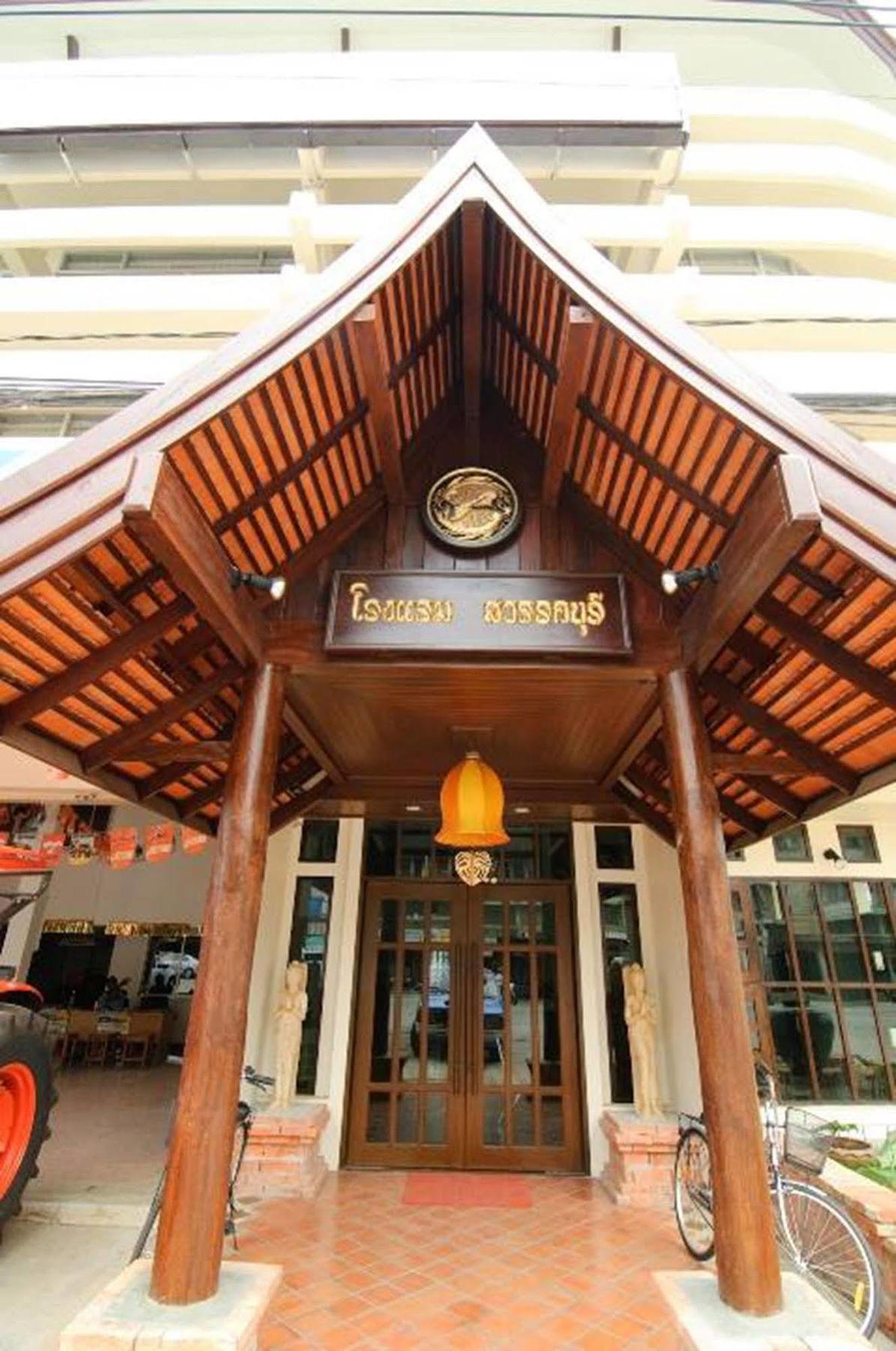 Swankaburi Boutique Hotel Sawankhalok Bagian luar foto